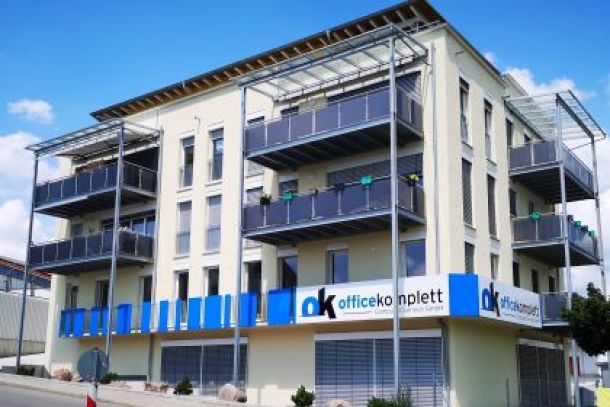 Om Office Komplet Gebäude
